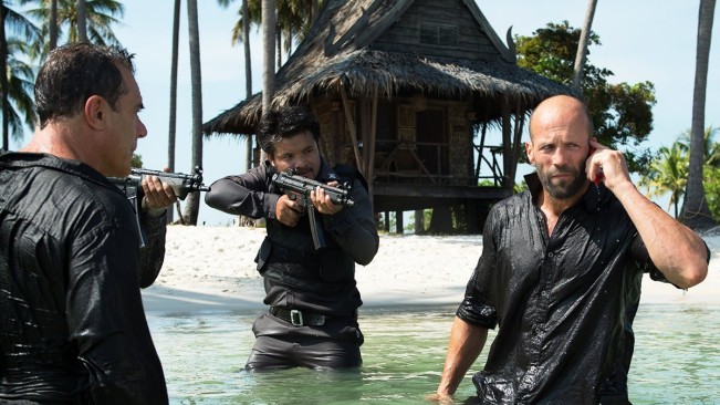 Cuplikan adegan film Mechanic Resurrection. [X]